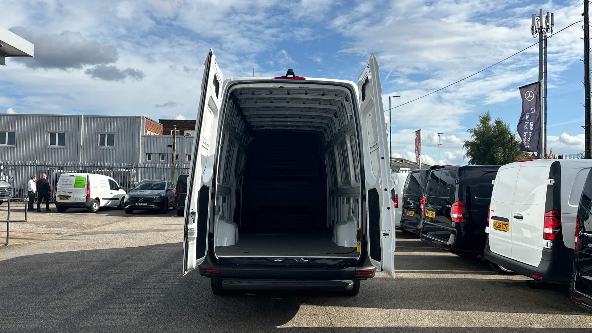 Mercedes-Benz eSprinter